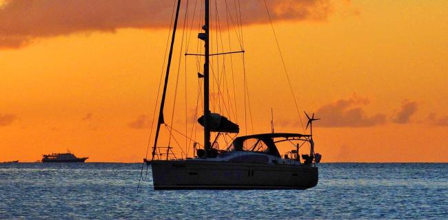 Teaser Allures Yacht kaufen BLUE YACHTING