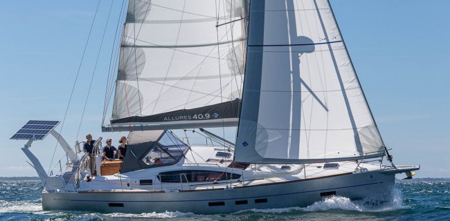 Allures 409 Blue Yachting2