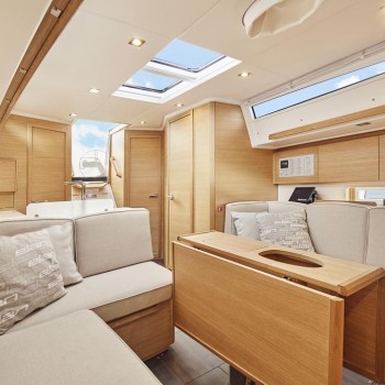 ELAN E5 2019 1024 Blue Yachting INT51