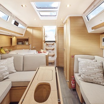 ELAN E5 2019 1024 Blue Yachting INT53