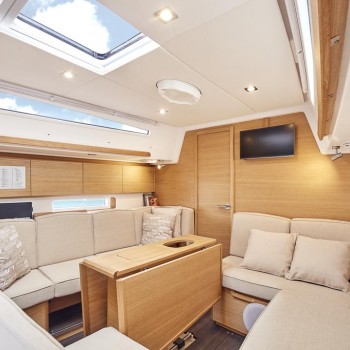 ELAN E5 2019 1024 Blue Yachting INT57